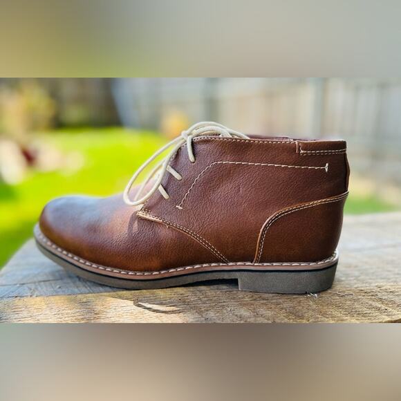 Steve Madden Boys BChuka Chukka Cognac Leather Boots. Size 5. NEW - Picture 4 of 9